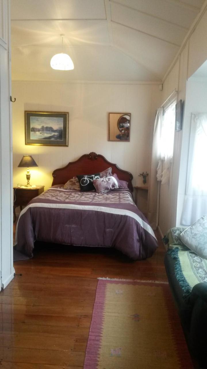 Monday Seaside Cottage Whanganui Extérieur photo