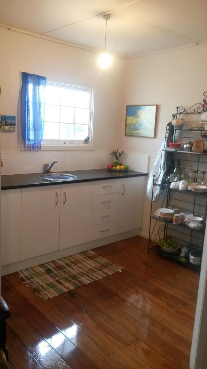 Monday Seaside Cottage Whanganui Extérieur photo